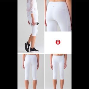 Lululemon Mind Over Miles White Running Crop